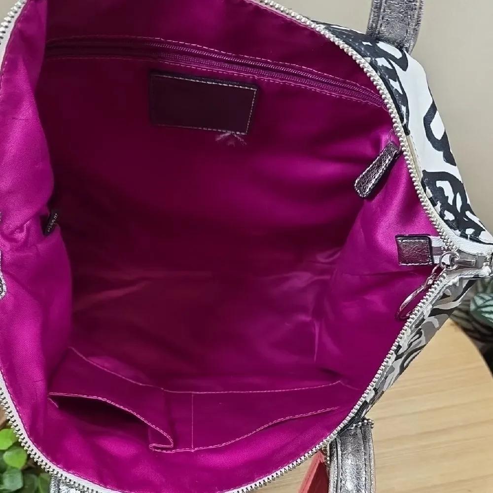 Coach Poppy Glam Tote With Matching Zip-Around Wallet - Picture 11 of 15